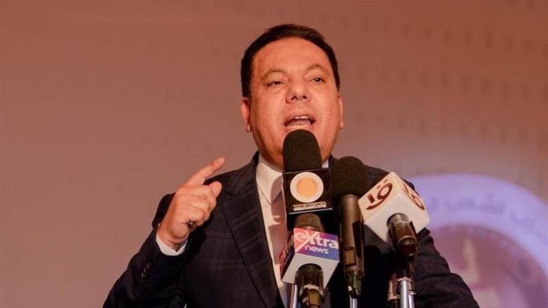 الدكتور عبدالله مبارك