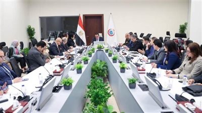 عاجل.. وزير الصحة يوجه بالانتهاء من تجهيزات إطلاق أول منصة إلكترونية للسياحة الصحية