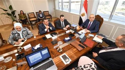 عاجل.. وزير الإسكان يتابع معدلات تنمية أراضي الساحل الشمالي الغربي