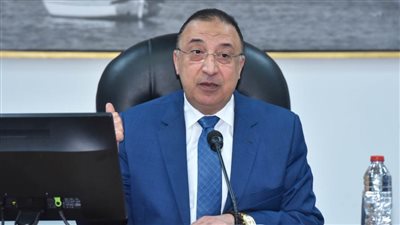 محافظ الإسكندرية: يتابع الموقف التنفيذي للمبادرة الرئاسية 