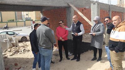 نهو البنية التحتية والكهربائية بمشروع سوق الدهشوري ببني سويف