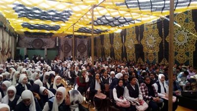 محافظ أسيوط يشيد بالقوافل التعليمية المجانية لطلاب الشهادتين الإعدادية والثانوية