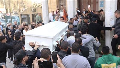 تشييع جثمان الموسيقار حلمي بكر من مسجد السلام بمدينة نصر