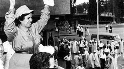 عاجل| ٦٨عامًا على حق المرأة في الترشح للبرلمان.. وأم الشهداء أول برلمانية