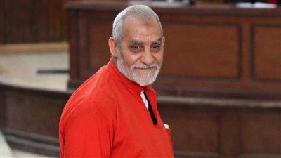 تفاصيل حكم الإعدام شنقا لمرشد الجماعة ومحمود عزت و6 آخرين