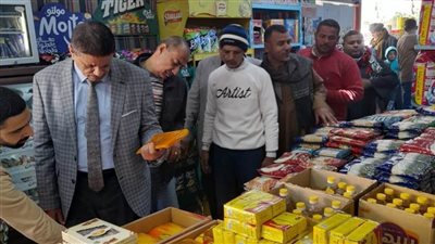 محافظ أسيوط يوجه بزيادة منافذ بيع السلع الغذائية بأسعار مخفضة