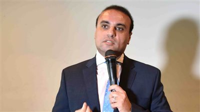  نائب محافظ الاقصر: الدولة تحرص على تطوير المنازل المتهالكة وتوفير فرص العمل