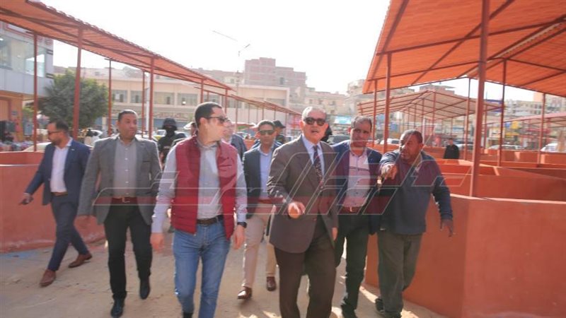 جولة المحافظ