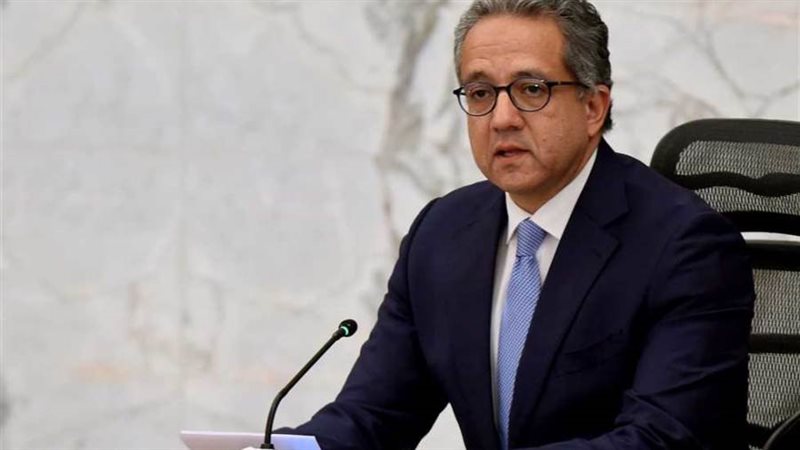 الدكتور خالد العناني