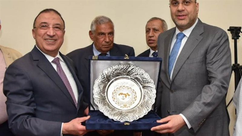 محافظ الإسكندرية