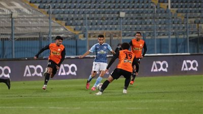 عقوبات بالجملة على لاعبي بيراميدز بعد التعادل مع فاركو