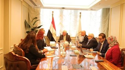 وزير التعليم العالي يبحث سُبل تعزيز التعاون مع مديرة جمعية المُحاسبين القانونيين المُعتمدين البريطانية