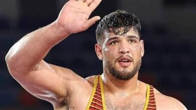 المصارع عبداللطيف منيع يحمل علم مصر في افتتاح دورة الألعاب الإفريقية