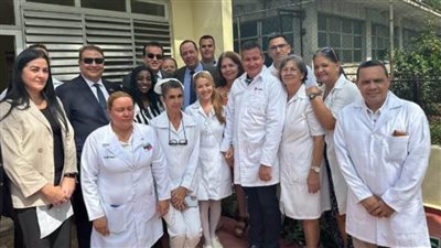 وزير الصحة ونظيره الكوبي يتفقدان أول منطقة حرة للتنمية في كوبا