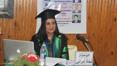 الزميلة شاهيناز عزام تهنئ المستشارة نجاة المرابي لحصولها على درجة الماجستير