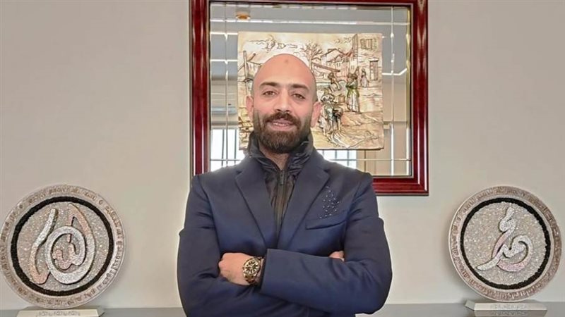 معتز سلام - المدير