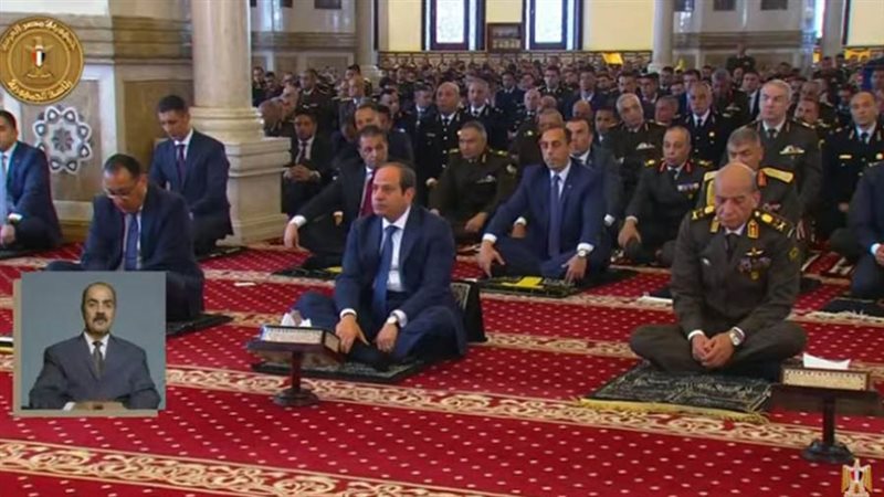 الرئيس السيسي يؤدي