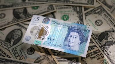 الجنيه الإسترليني يرتفع مقابل الدولار الأمريكي واليورو الأوروبي