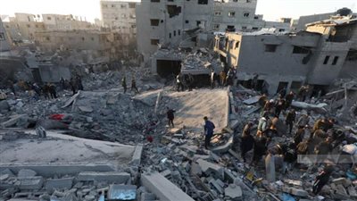 مسئول فلسطيني يستنكر اعتداءات إسرائيل الوحشية بحق المعتقلين من غزة