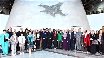 القوات الجوية تنظم احتفالية 