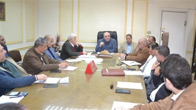 الموافقة على ترخيص 56 سيارة ميكروباص وخطوط سير جديدة بالبحيرة