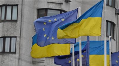 أوكرانيا والاتحاد الأوروبي يوقعان على اتفاقيات مالية بقيمة 6 مليارات يورو