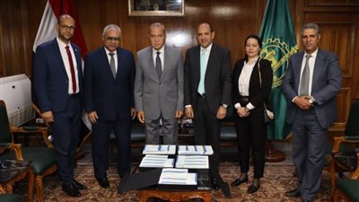 البنك الزراعي بالقليوبية يتبرع بنصف مليون جنيه للأسر الأكثر احتياجا خلال رمضان