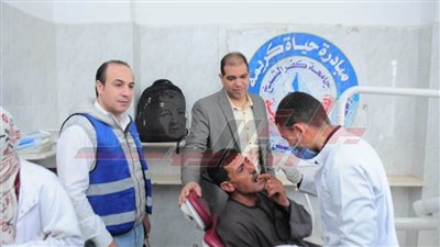 الدسوقي: استمرار جامعة كفر الشيخ في إطلاق القوافل الطبية والتوعوية
