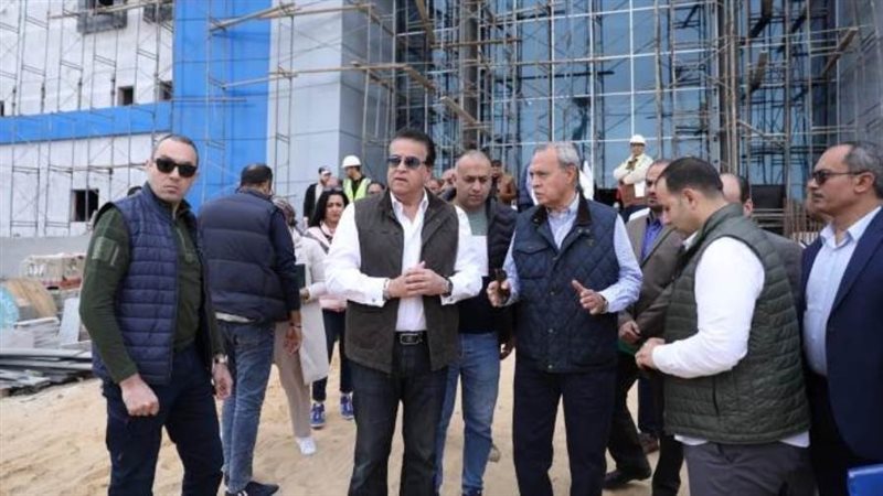 وزير الصحة في جولته