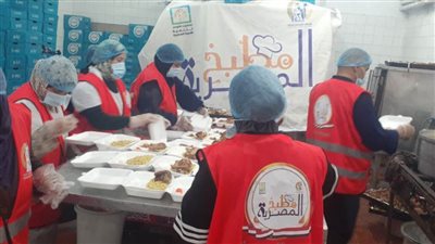 قومي المرأة بالإسكندرية ينتج ١٧٥٠ وجبة ضمن مبادرة مطبخ المصرية