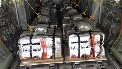 مصر تكثف أعمال الإسقاط الجوي اليومي للمساعدات الإنسانية والإغاثية على شمال غزة