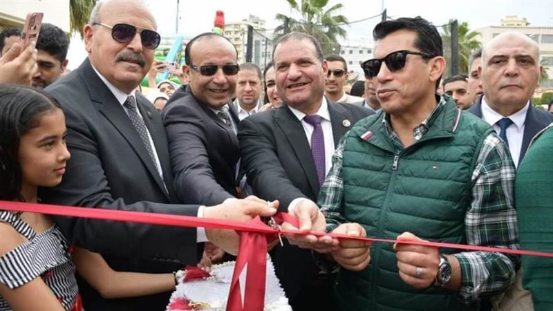 وزير الشباب والرياضة