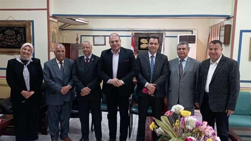 قيادات تعليم بنى