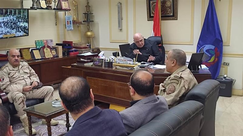 بدر: دفع العمل بالمشروعات