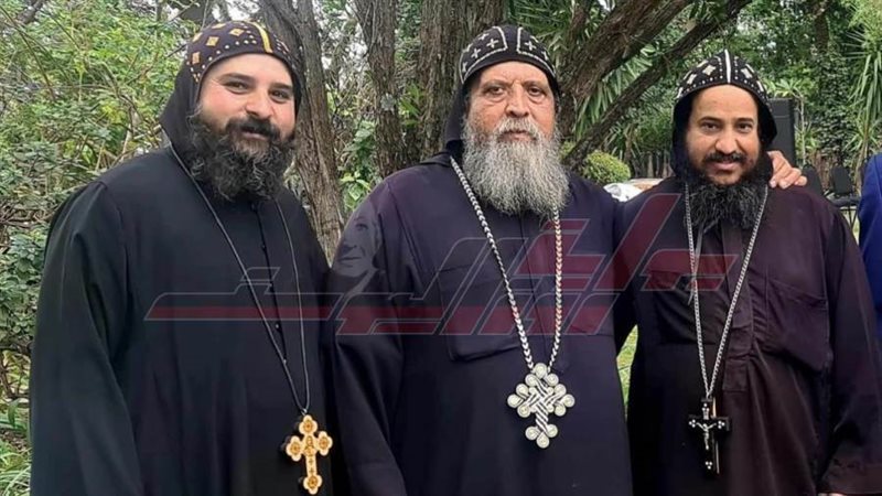 تشيع جثامين الرهبان