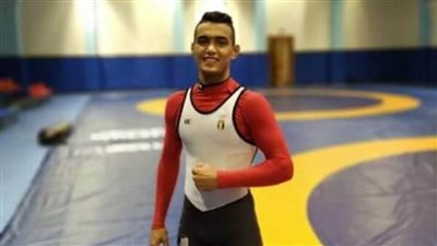 بطل المصارعة جمال عبد الناصر السادات يتأهل لأولمبياد باريس