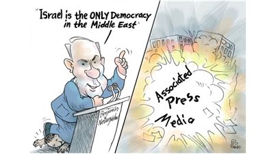 #وخز_الريشة_لضمير_العالم 