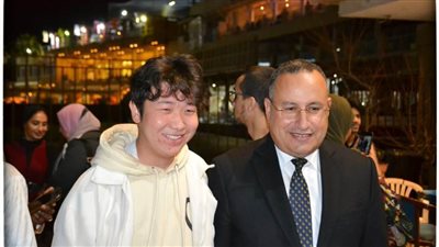 رئيس جامعة الإسكندرية يشارك فى حفل إفطار الطلاب الوافدين