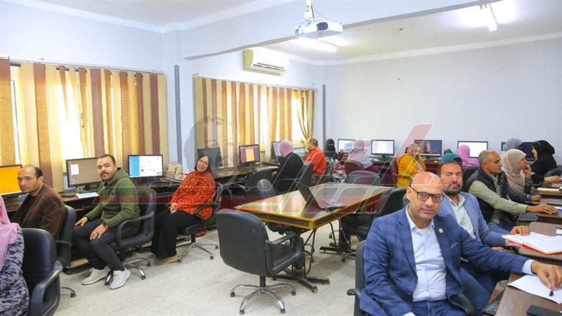 خلال المبادرة