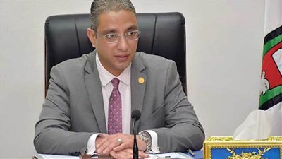 محافظ الفيوم يفتتح موسم البنجر.. ويتابع عمليات تسلم المحصول ومراحل الإنتاج