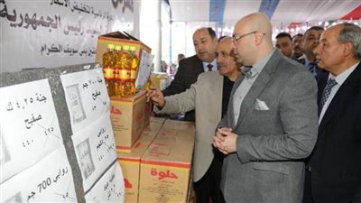 317 منفذا ثابتا ومتنقلا لبيع السلع الغذائية والأساسية ببني سويف