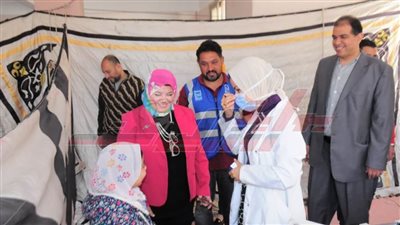 جامعة كفر الشيخ تطلق قافلة طبية لقرية دفرية ضمن 