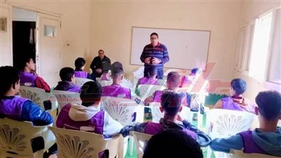 لقاءات تعريفية في الذكاء الاصطناعي لأعضاء أندية التطوع بكفر الشيخ 