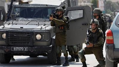 إصابة شاب برصاص الاحتلال في مخيم الفوار