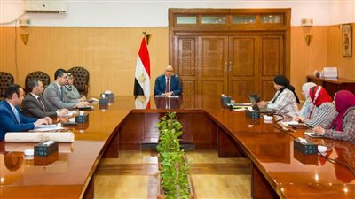 وزير الري يبحث ترتيبات إعداد فيلم وثائقي عن تاريخ الري بمصر بالتعاون مع 