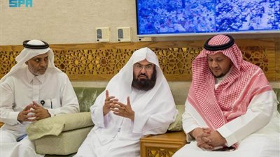 رئاسة الشؤون الدينية ترفع جاهزيتها لتهيئة الأجواء التعبدية لقاصدي وزائري الحرمين الشريفين 