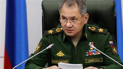 وزير الدفاع الروسي يتفقد عمليات تنفيذ طلبات الدفاع بالمجمع الصناعي العسكري