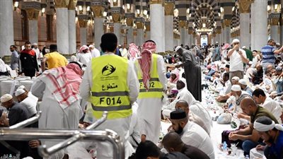 359 ألف ساعة تطوعية نُفذت في النصف الأول من شهر رمضان بالمسجد النبوي
