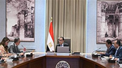 رئيس الوزراء يوجه بتشكيل مجموعة عمل لإعداد ملفات مؤتمر الاستثمار مع الاتحاد الأوروبي يونيو المقبل