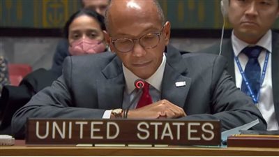 دبلوماسي أمريكي: واشنطن ستدافع عن جنودها.. ويحذر طهران من استغلال الهجوم على قنصليتها بدمشق